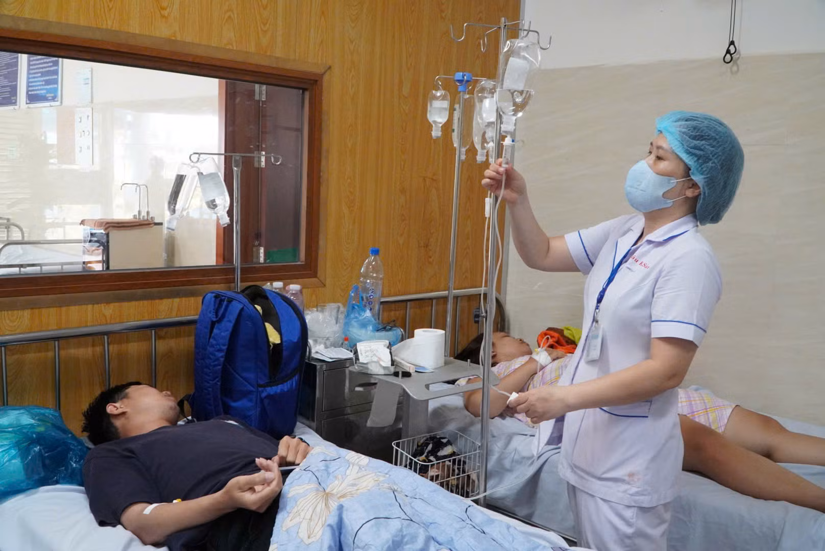 Phát hiện thêm nhiều số ca ngộ độc nghi do ăn bánh mì ở Vũng Tàu -1