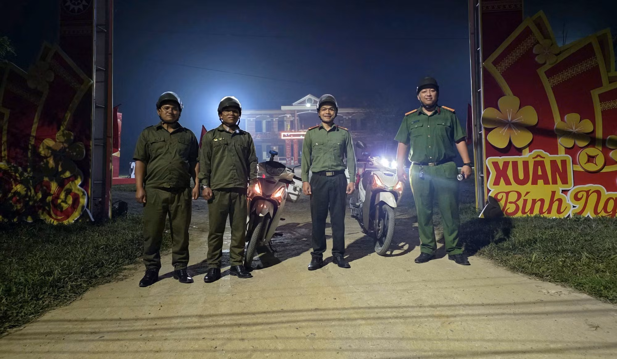 “Lá chắn thép” bảo vệ bầu cử nơi biên cương, biển đảo tại miền Trung -0