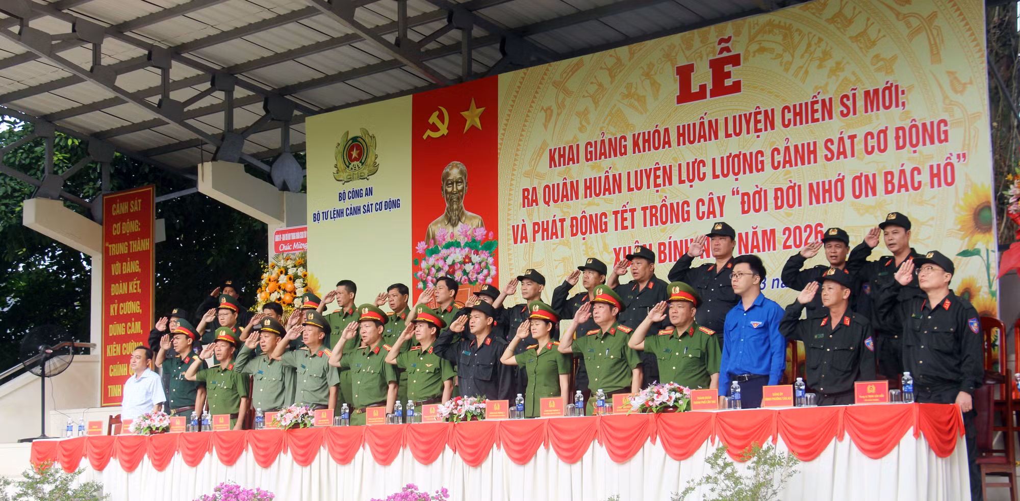 Trung đoàn CSCĐ Tây Nam Bộ ra quân huấn luyện năm 2026 -0