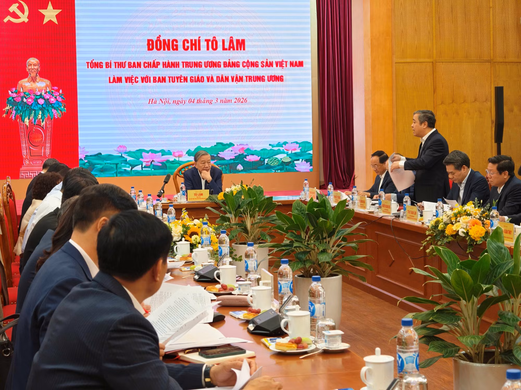 Tổng Bí thư Tô Lâm làm việc với Ban Tuyên giáo và Dân vận Trung ương về dự thảo quy định công tác chính trị, tư tưởng -0