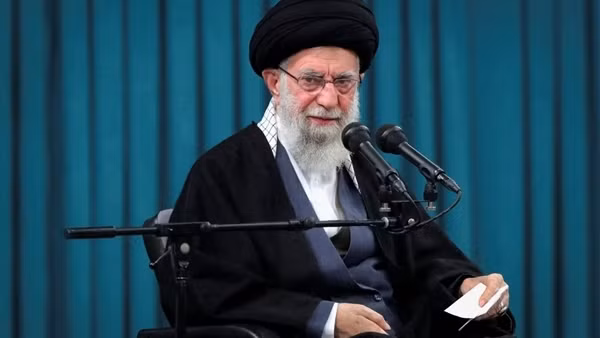 Truyền thông nhà nước Iran xác nhận Đại giáo chủ Ali Khamenei đã qua đời