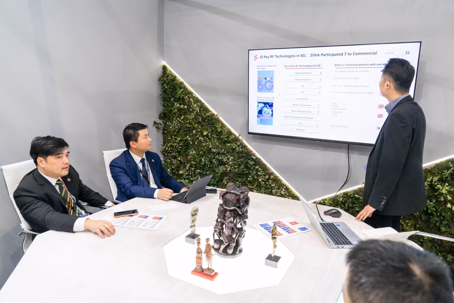Viettel High Tech mở rộng hợp tác phát triển 6G cùng hàng loạt đối tác toàn cầu -0
