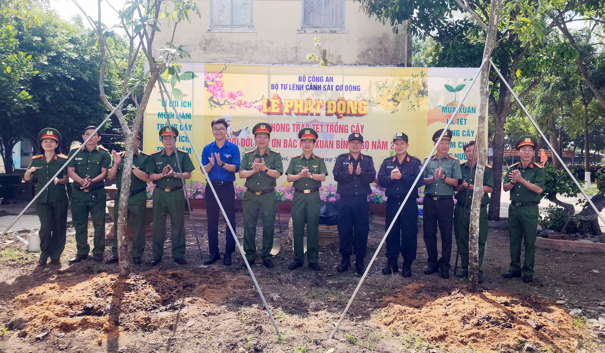 Trung đoàn CSCĐ Tây Nam Bộ ra quân huấn luyện năm 2026 -0