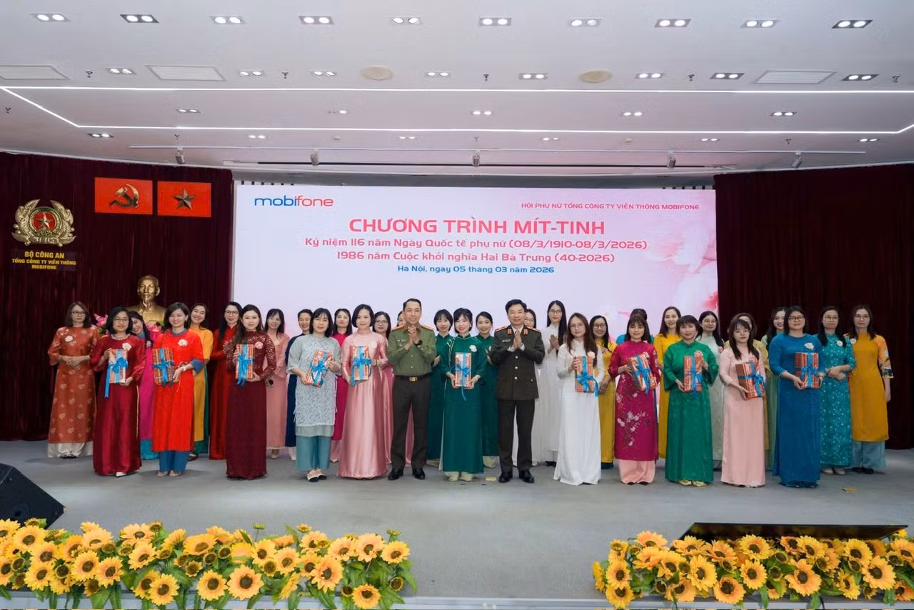 Lan tỏa tinh thần đoàn kết và khát vọng cống hiến của phụ nữ Tổng Công ty viễn thông MobiFone -0