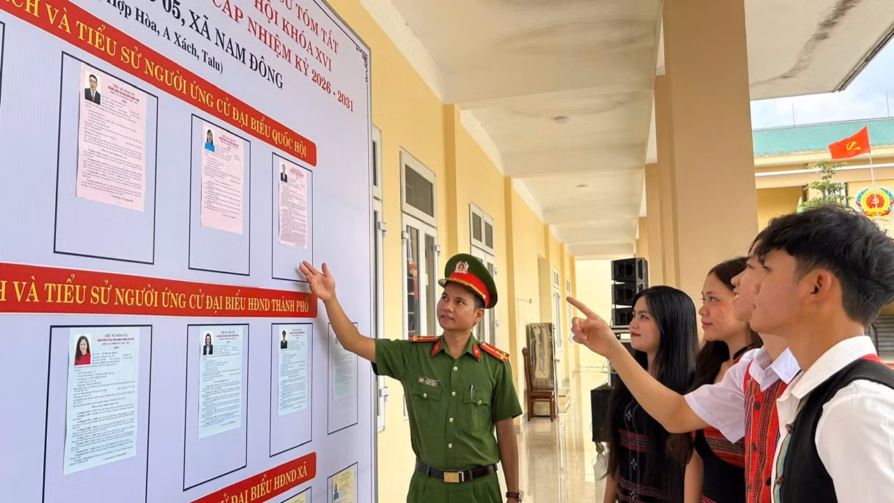 Tuổi trẻ Cố đô Huế tự hào lần đầu thực hiện quyền công dân -0