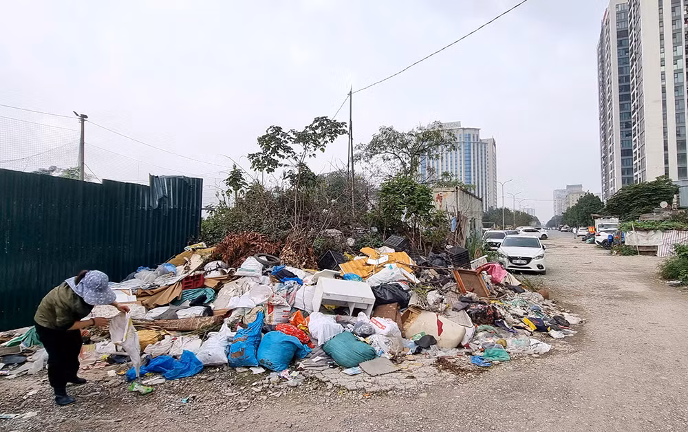 Hà Nội: Người dân khốn khổ vì những tuyến đường thi công dở dang gần chục năm nay -0