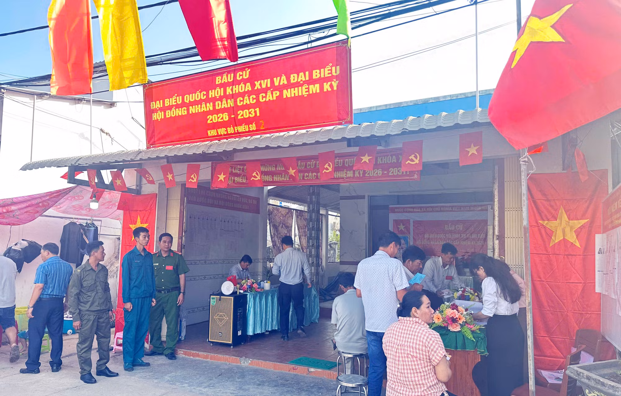 Cử tri đặc khu Thổ Châu nô nức đi bỏ phiếu bầu cử sớm -0