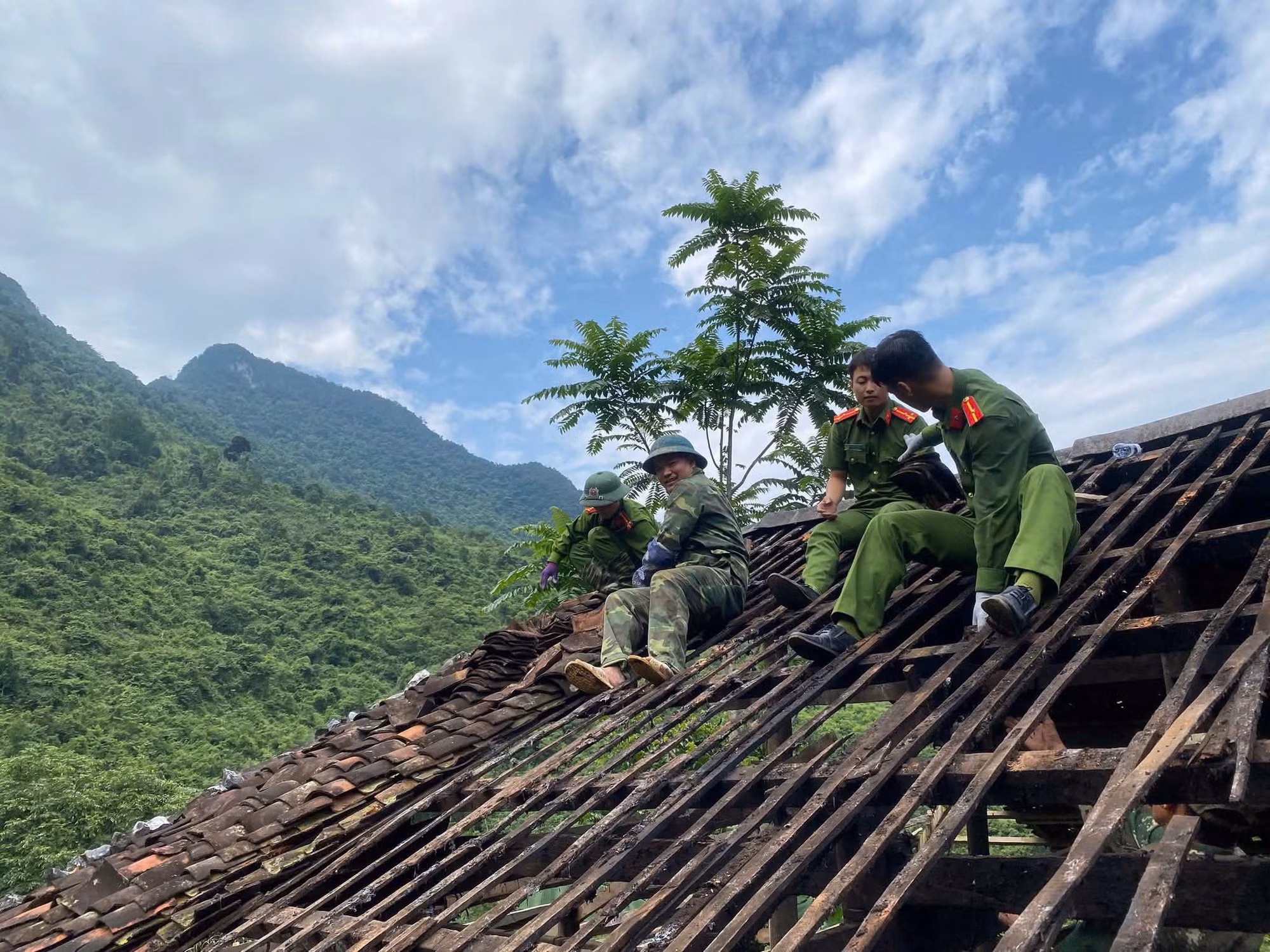 Cần Yên vững vàng nơi phên giậu Tổ quốc -0