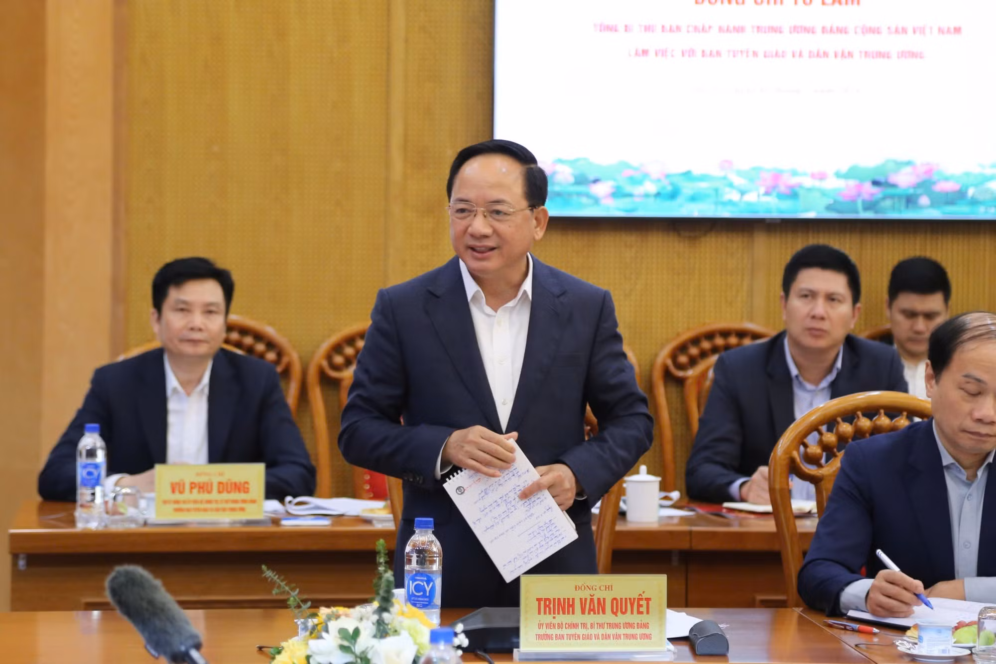 Tổng Bí thư Tô Lâm: Công tác chính trị, tư tưởng phải thực sự đi trước, mở đường -1