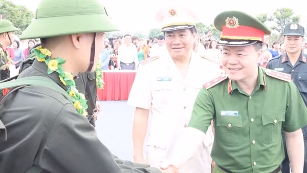 4.419 thanh niên Vĩnh Long lên đường nhập ngũ