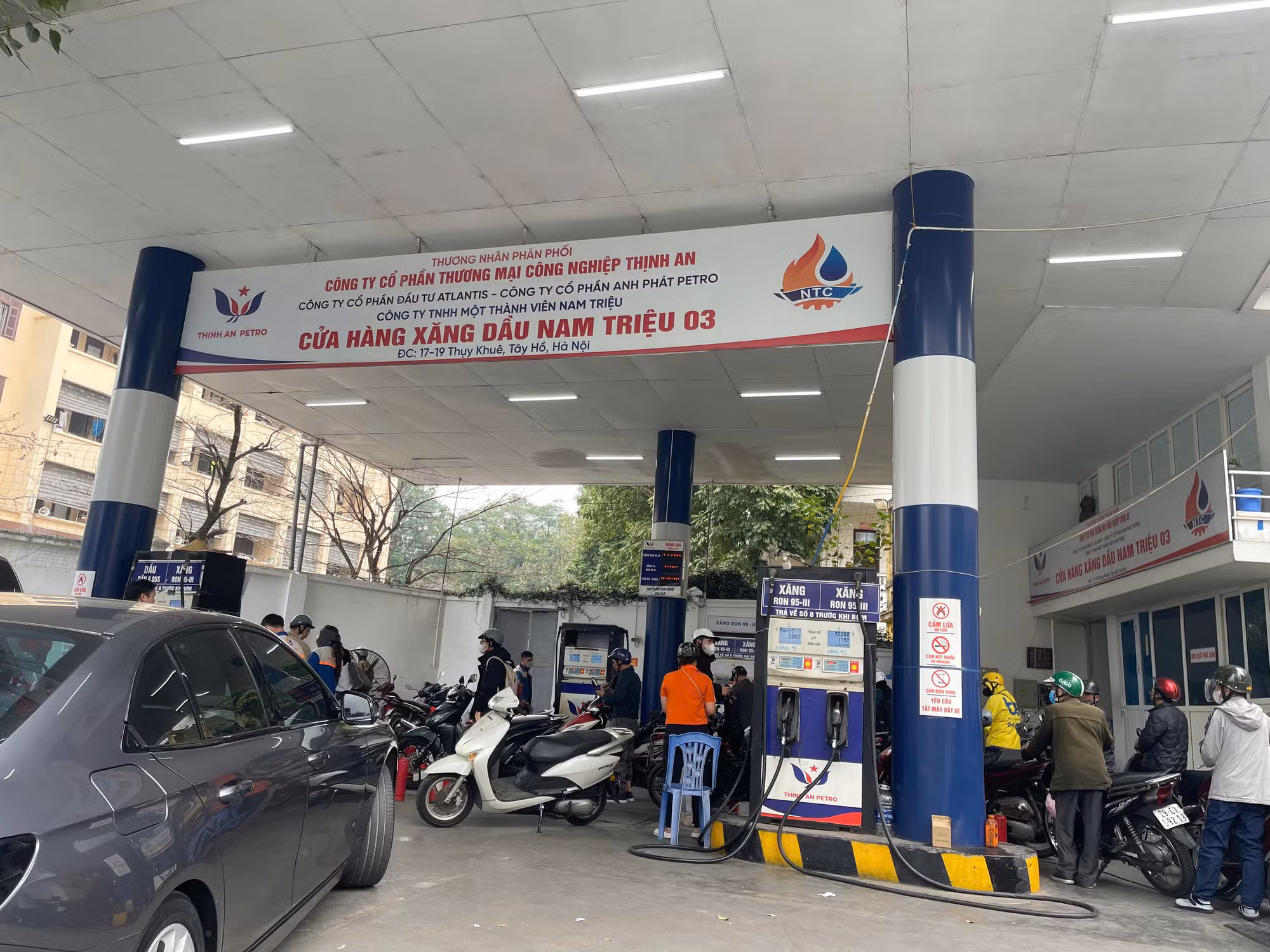 Nguồn cung xăng dầu trong nước cơ bản vẫn được bảo đảm -0