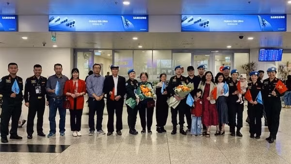 Xúc động ngày trở về của những sĩ quan Công an Việt Nam đầu tiên triển khai tại Phái bộ UNISFA