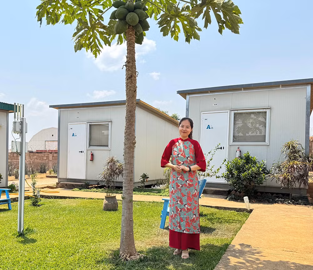 “Hoa xương rồng” trong nắng gió châu Phi -0