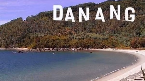 Bác thông tin lắp đặt 2 chữ "DA NANG” trên núi Sơn Trà