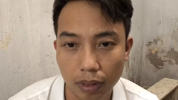 Đi xe ô tô vào hầm các khu chung cư trộm cắp tài sản