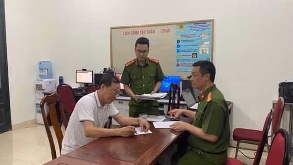 Khởi tố tài xế gây tai nạn liên hoàn đâm vào 17 xe máy