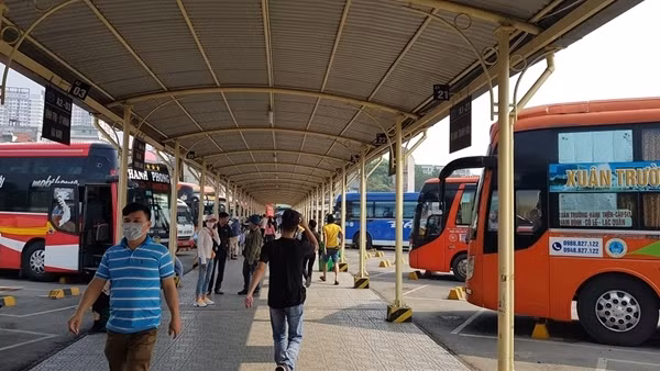 Xe khách, đường sắt tăng chuyến phục vụ khách dịp nghỉ lễ