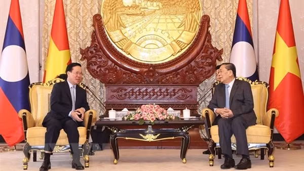 Các thế hệ vun đắp cho mối quan hệ hữu nghị đặc biệt Việt-Lào