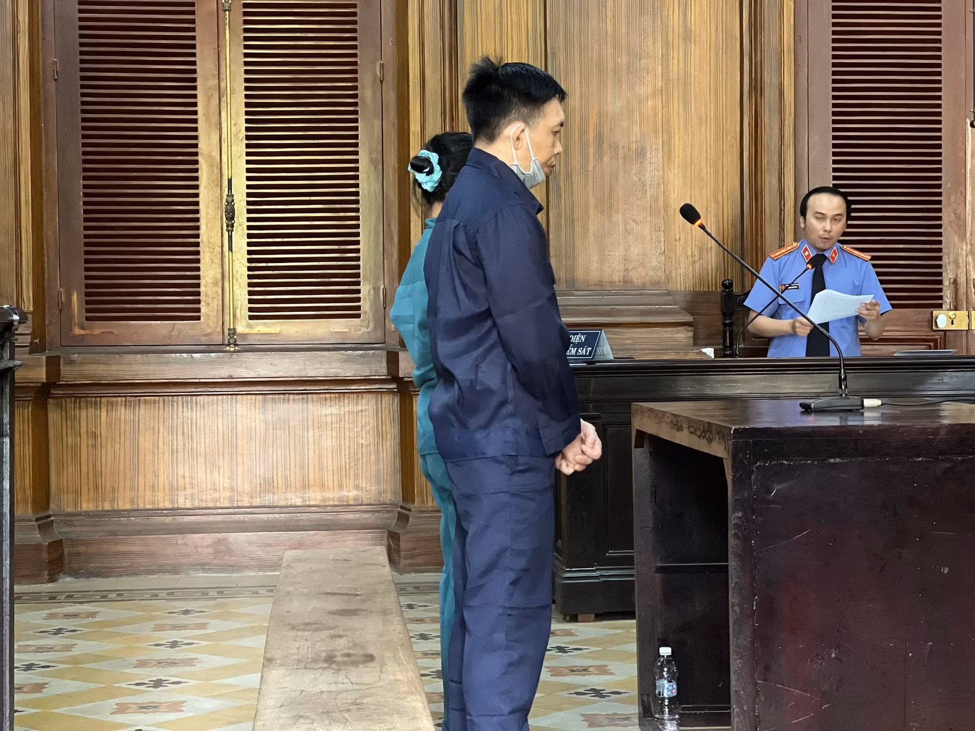 Giả vợ chồng, lừa đảo chiếm đoạt tài sản, trốn truy nã vẫn phải vào tù -0