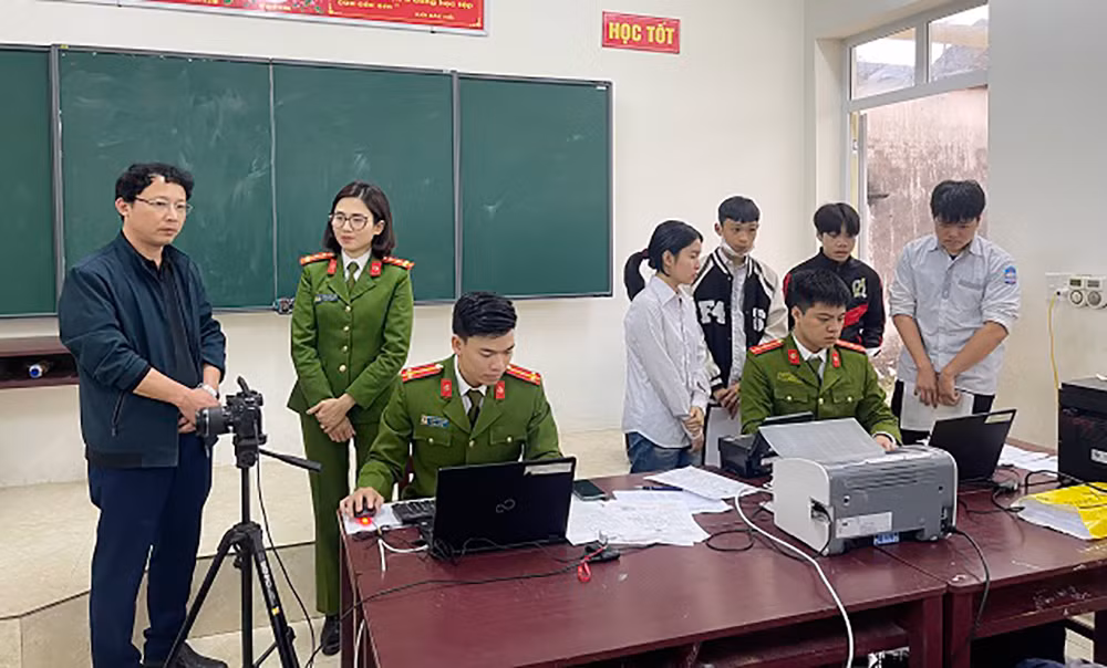 Hà Nam: Hoàn thành cấp căn cước công dân gắn chip cho học sinh, phục vụ kỳ thi tốt nghiệp THPT -0