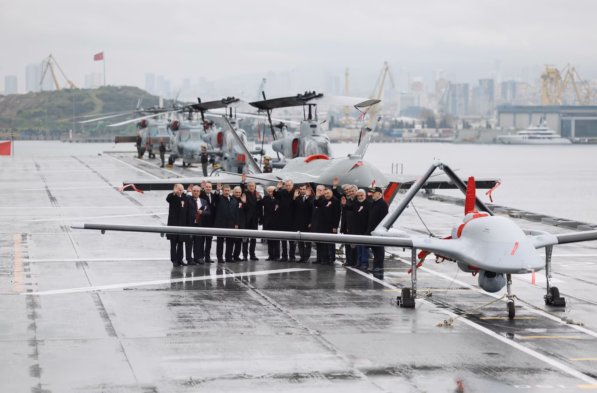 Thổ Nhĩ Kỳ trình làng siêu tàu sân bay dành riêng cho UAV tấn công -0