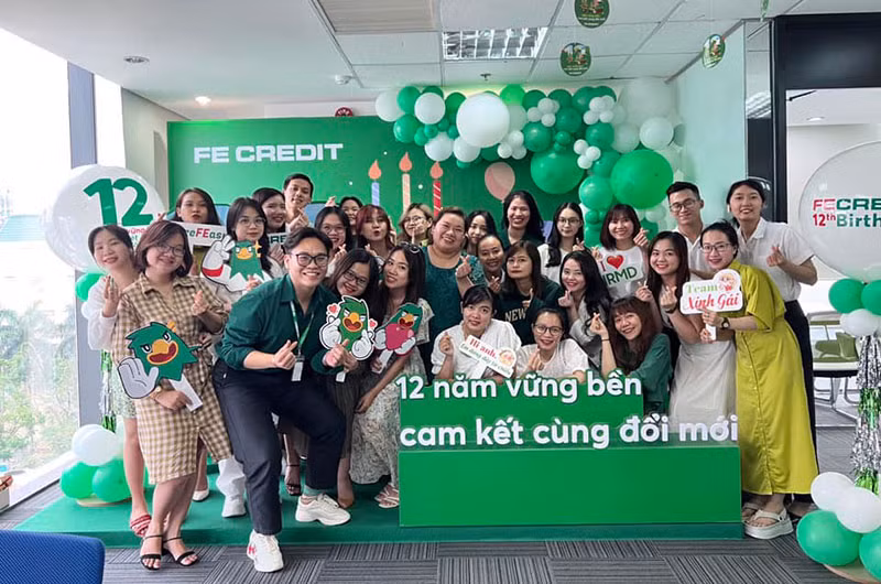 FE CREDIT lọt Top 100 Nhà tuyển dụng được yêu thích năm 2022 -0