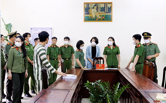 Ra mắt phòng đọc “Giáo dục, hướng thiện” cho phạm nhân -1