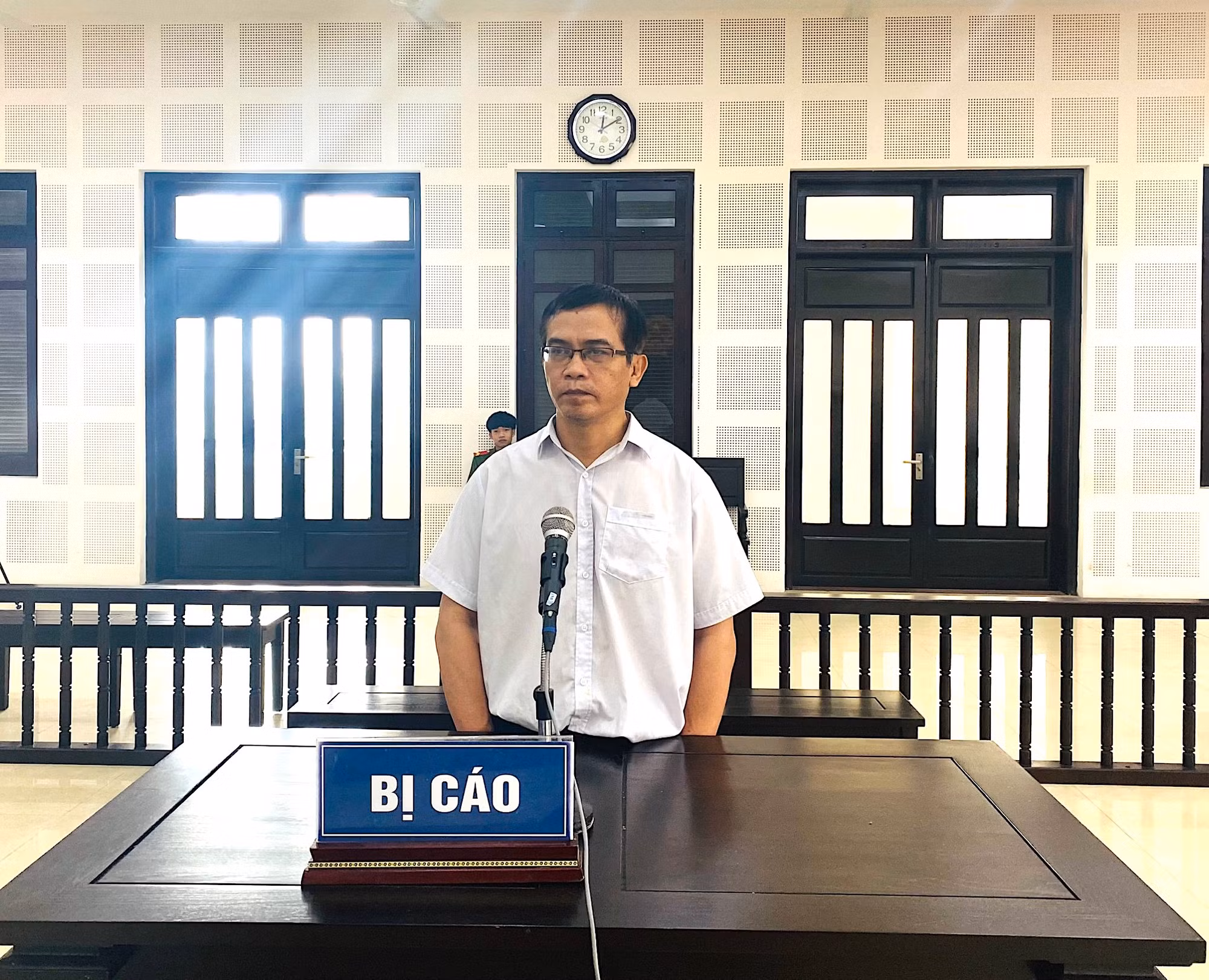 Chủ khách sạn đi tù vì cho tội phạm người nước ngoài “ẩn thân” -0