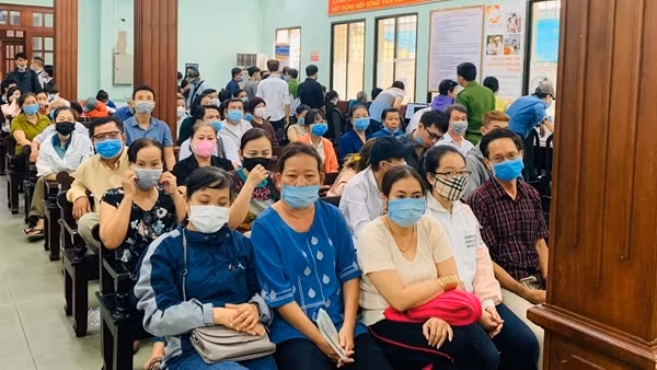 Số ca mắc COVID-19 có chiều hướng gia tăng