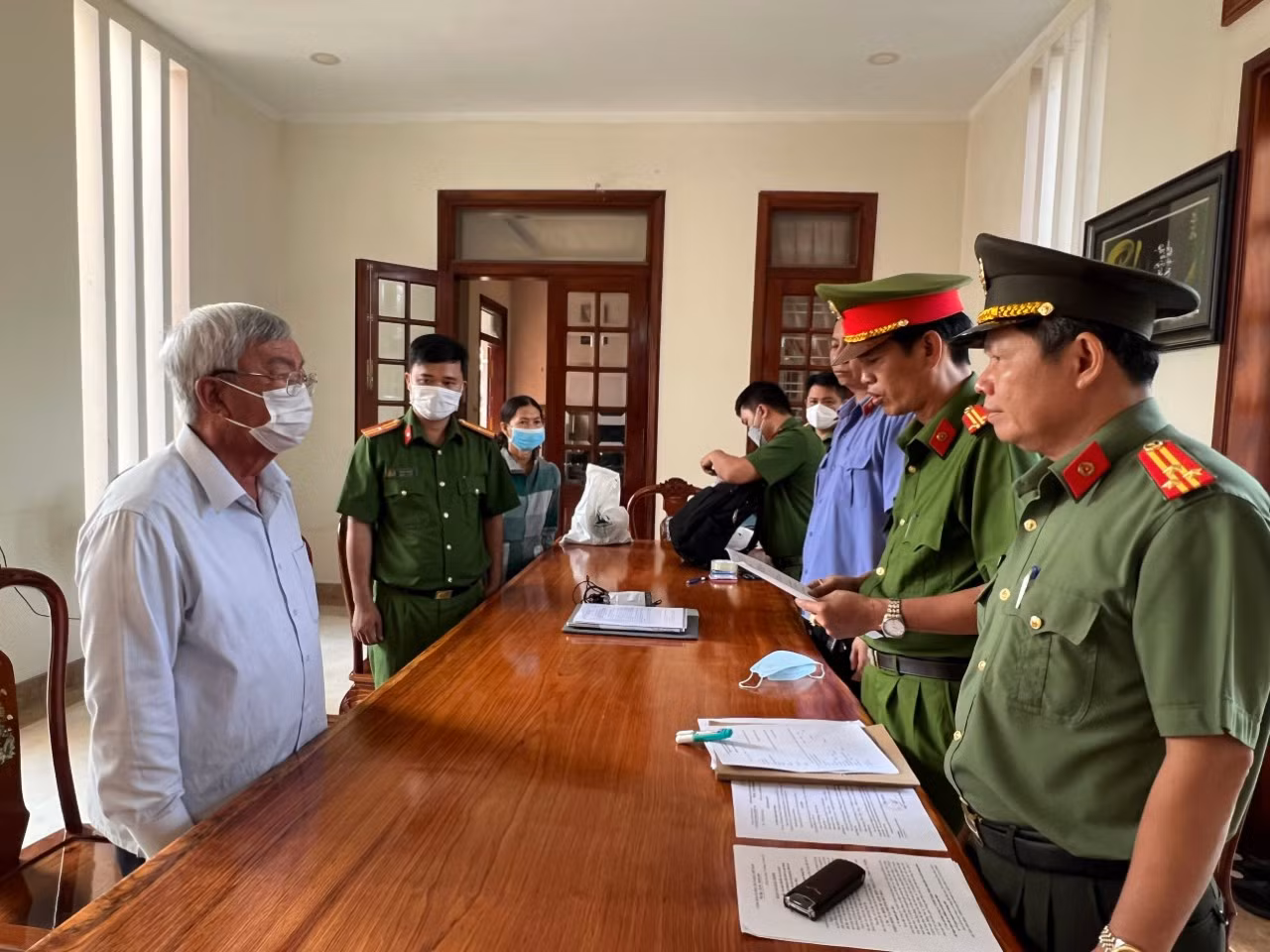 Đề nghị truy tố hàng loạt cán bộ “phù phép” 9ha đất công để doanh nghiệp phân lô -0