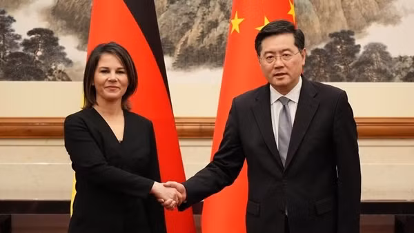 Trung Quốc khẳng định không "bơm" vũ khí vào xung đột ở Ukraine