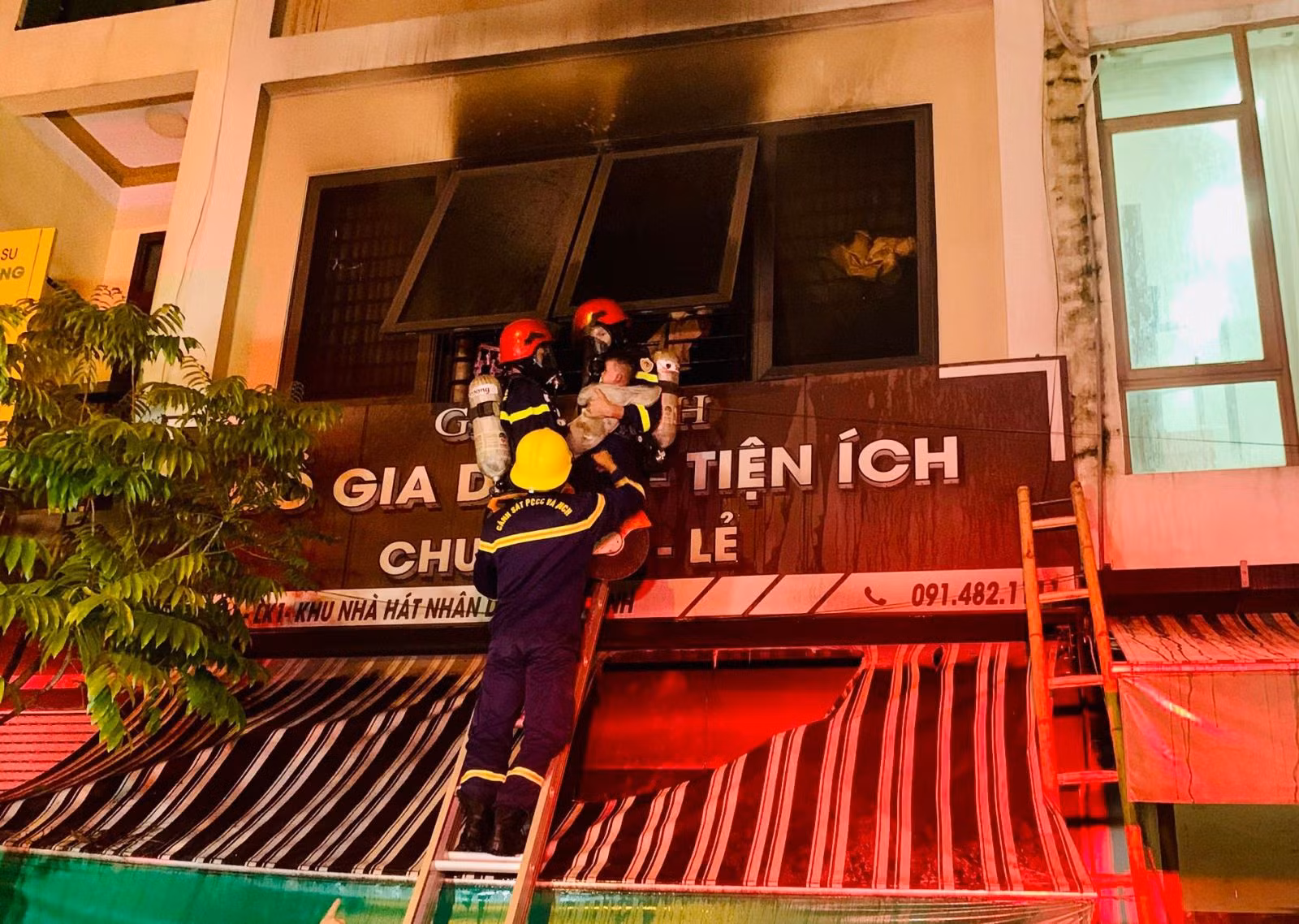 Vụ hỏa hoạn khiến 2 bé gái tử vong -0