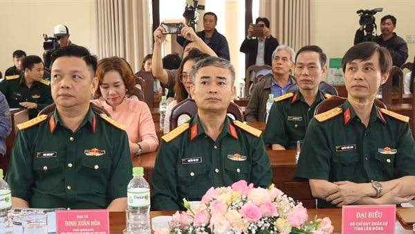 Khai mạc trại sáng tác mỹ thuật về đề tài lực lượng vũ trang – chiến tranh cách mạng