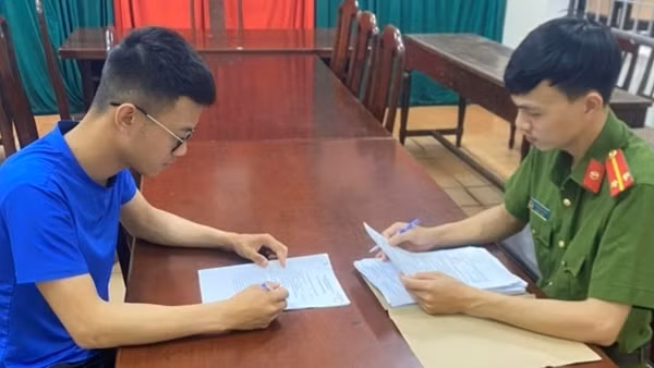 "Tác giả" nhiều vụ cướp giật tại cửa hàng điện thoại sa lưới