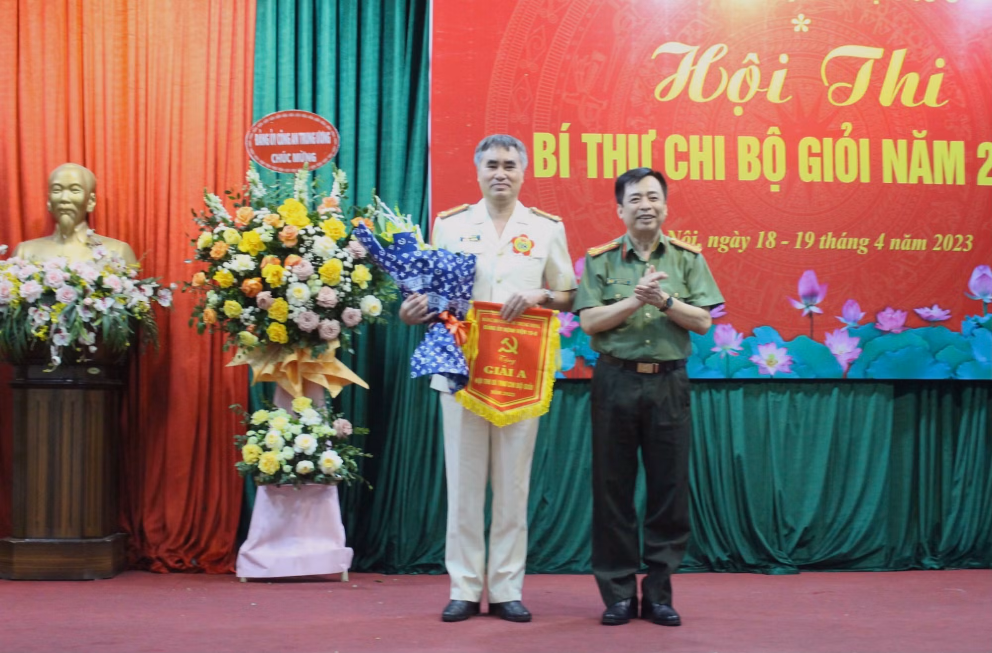 Thượng tá Trịnh Hồng Hà xuất sắc giành giải A tại Hội thi Bí thư chi bộ giỏi năm 2023&nbsp;của Đảng bộ Bệnh viện 19-8 -0