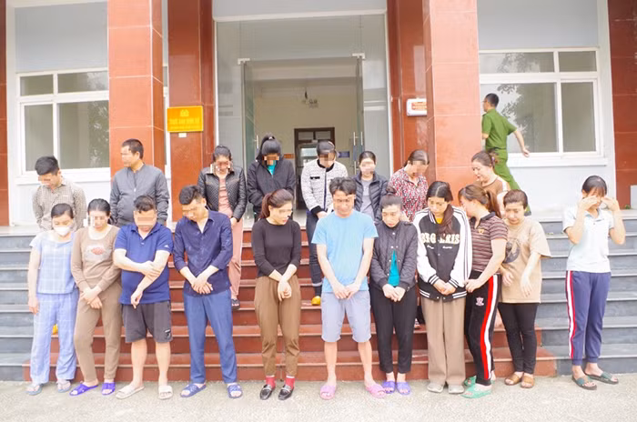 Đột kích trong đêm, triệt phá đường dây ghi lô đề hơn 1 tỷ đồng mỗi ngày -0