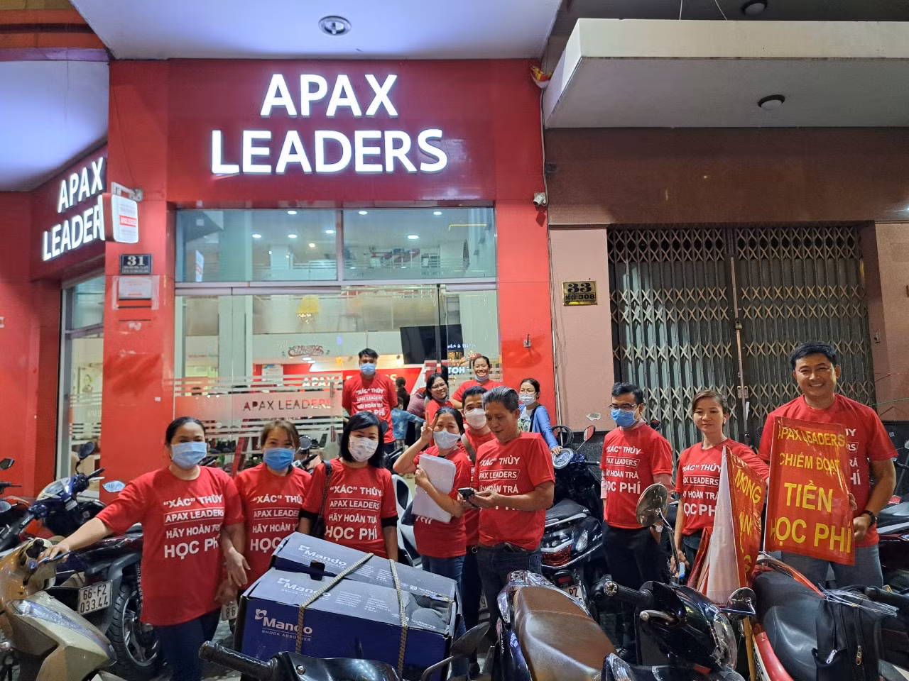 Đình chỉ hoạt động gần hết các trung tâm Anh ngữ Apax Leaders -0