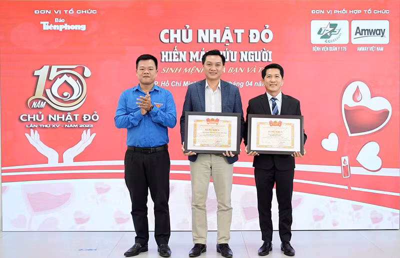 Amway Việt Nam vinh dự nhận Bằng khen từ BCH TƯ Đoàn Thanh niên Cộng sản Hồ Chí Minh -0