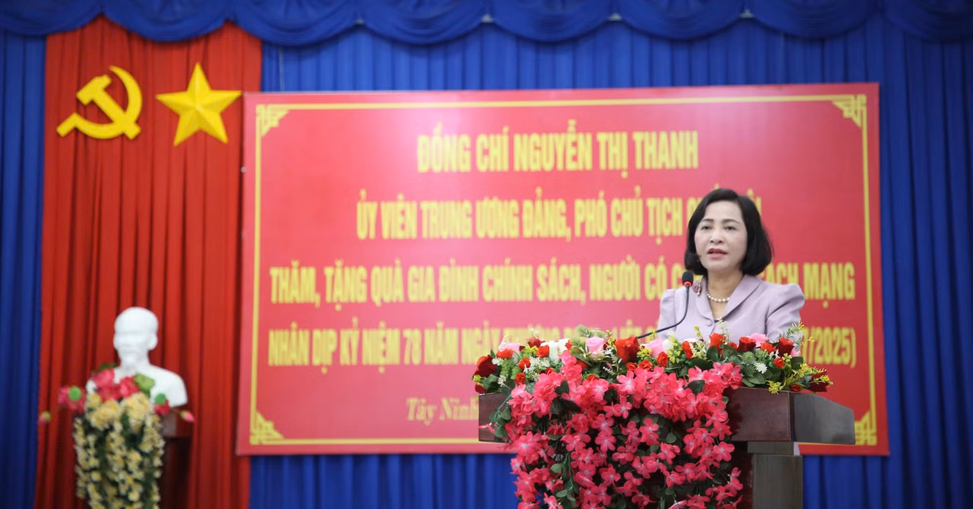 tham1.jpg -0