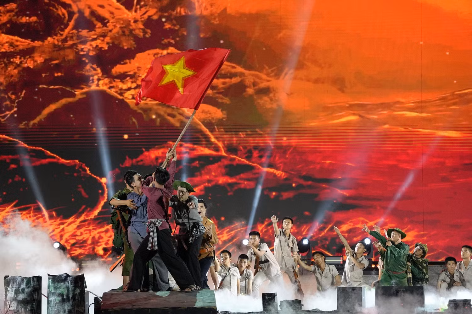chuong trình ngh- thu-t ký -c d- l-i áp d-ng nhi-u công ngh- k- x-o hi-n d-i.jpg -1