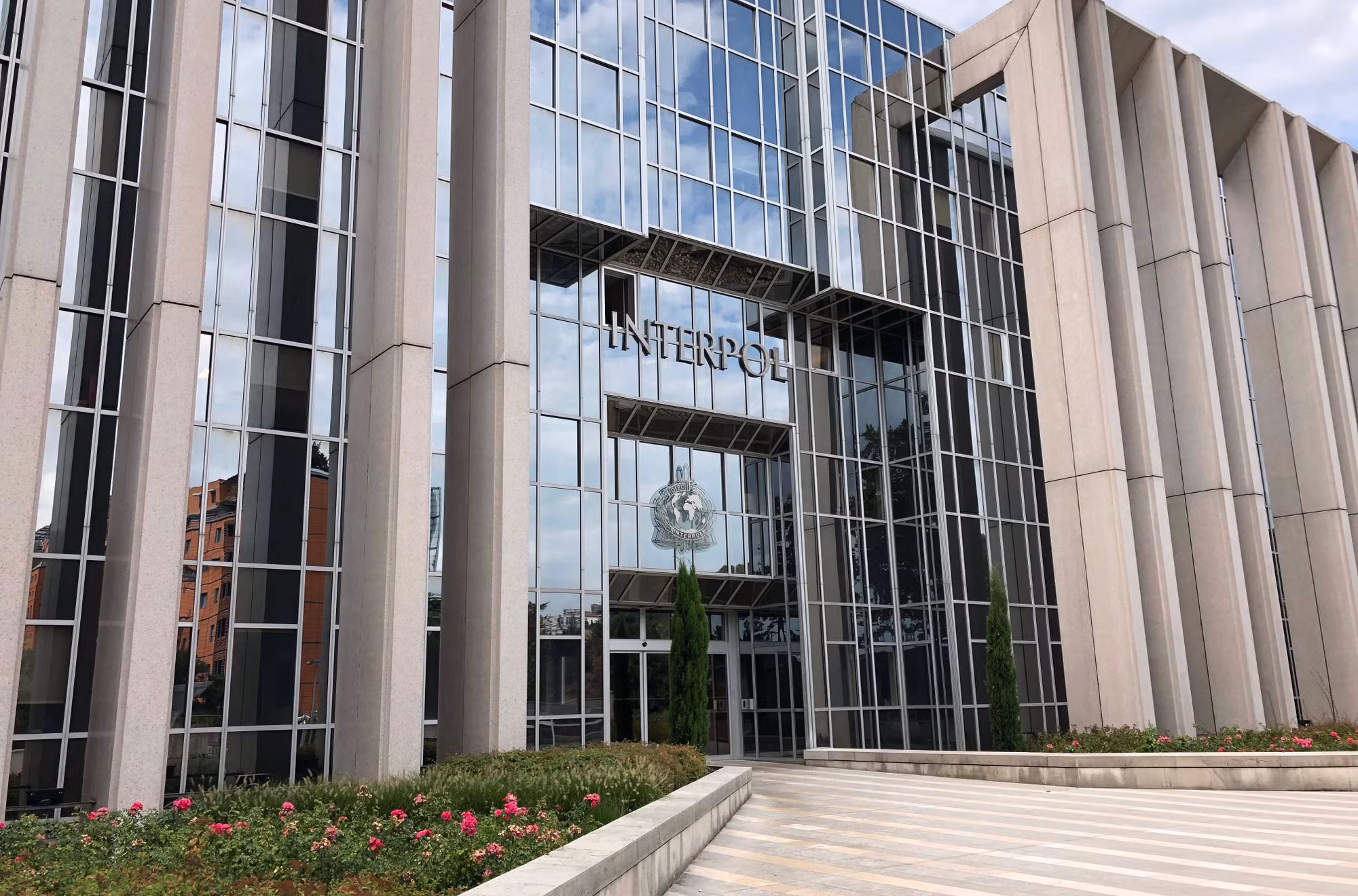 Interpol với chiến dịch truy vết dòng tiền số -0