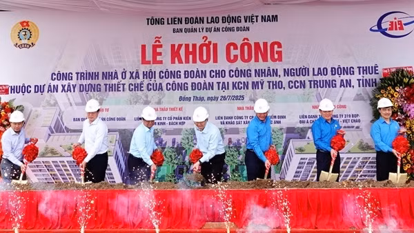 Đồng Tháp khởi công hai dự án quan trọng về giao thông và nhà ở xã hội