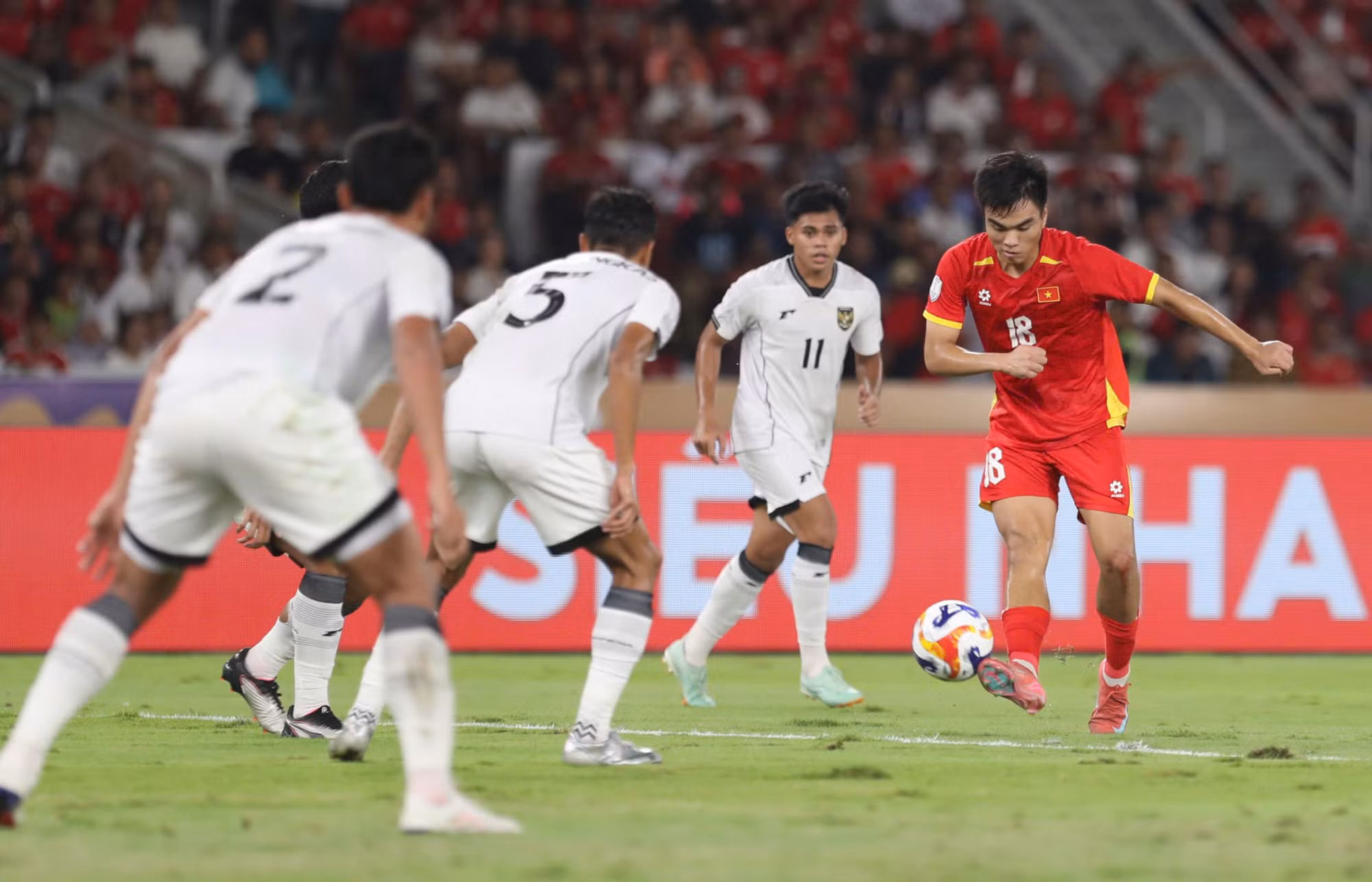 Vượt qua Indonesia, U23 Việt Nam làm lên lịch sử -0