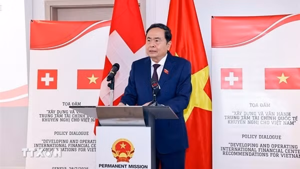 Chủ tịch Quốc hội Trần Thanh Mẫn với nhiều hoạt động trong khuôn khổ chuyến công tác tại Thụy Sĩ