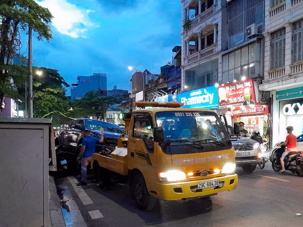 Tài xế bán tải gây tai nạn liên hoàn ở Hà Nội không có nồng độ cồn -0