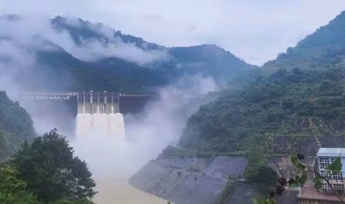 Bộ Công Thương kiểm tra an toàn hồ chứa tại Thủy điện Bản Vẽ -0