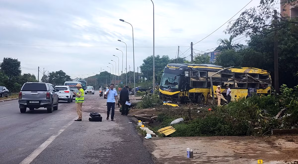 Xe khách nổ lốp trước, tài xế âm tính với ma túy và nông độ cồn -0