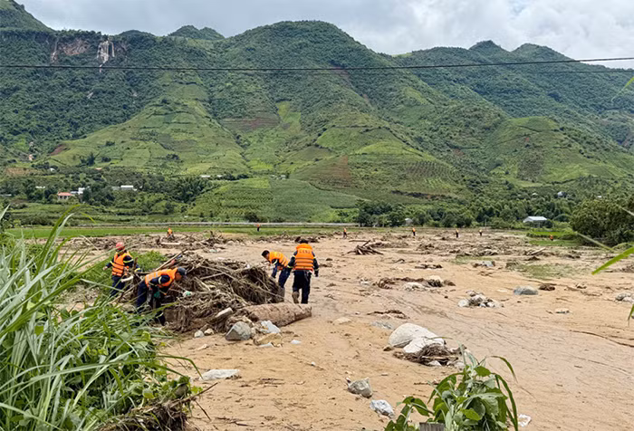 Tập trung khắc phục hậu quả lũ quét, sạt lở đất tại Sơn La và chủ động ứng phó mưa lũ -0