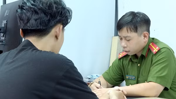 Tại sao học sinh, sinh viên vẫn dính bẫy “bắt cóc online”?