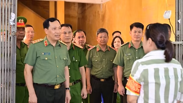 Thứ trưởng Lê Văn Tuyến kiểm tra công tác đặc xá và thi hành án hình sự tại Hải Phòng, Ninh Bình